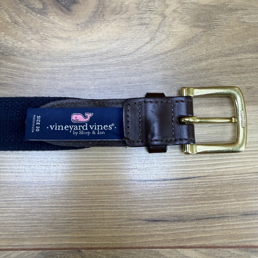 Vineyard Vines‎ Mens Belt Size 30 Lot of 2 Blue Whale and Light House Preppy Ivy - Picture 7 of 7